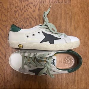 Golden Goose Sneakers
